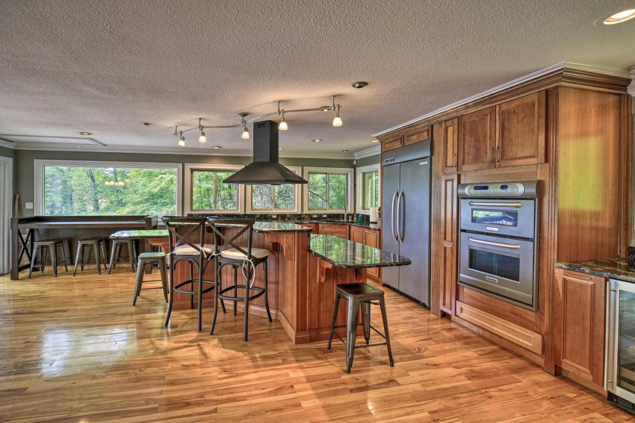 Inviting Family Abode With Dock On Norris Lake! Caryville Екстер'єр фото