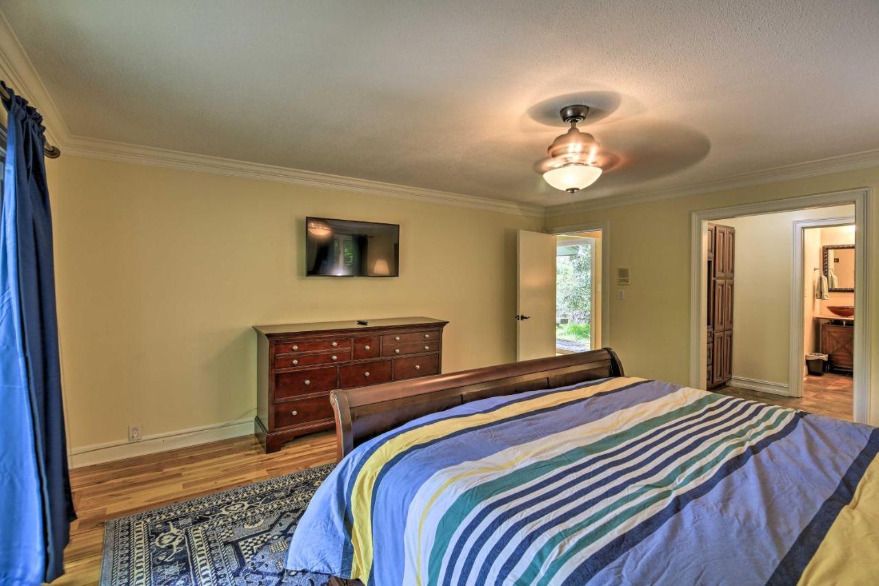 Inviting Family Abode With Dock On Norris Lake! Caryville Екстер'єр фото